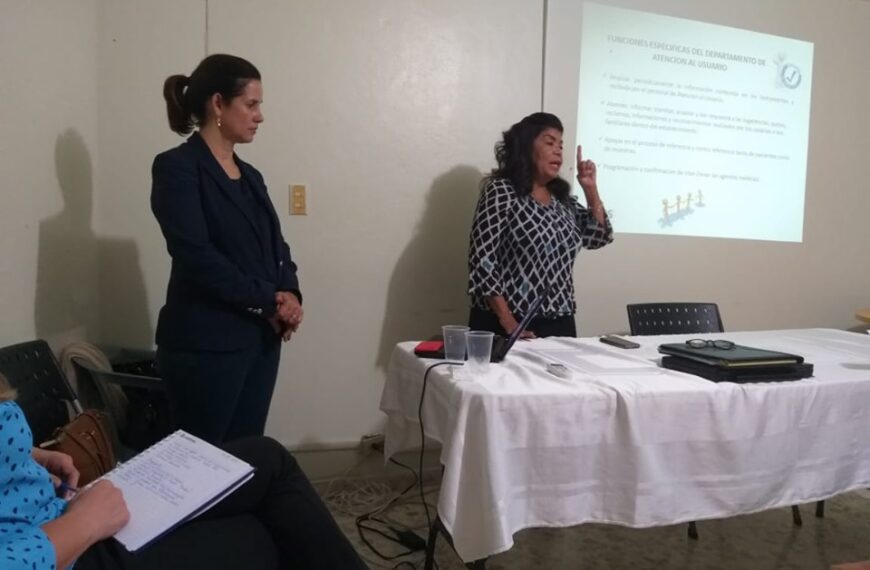Realizan encuentro regional con encargados de Gesti&oacute;n al Usuario