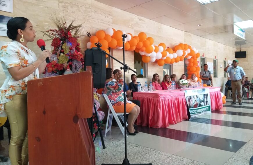 Inauguran unidad de g&eacute;nero y salud en hospital Jaime Oliver Pino de SPM