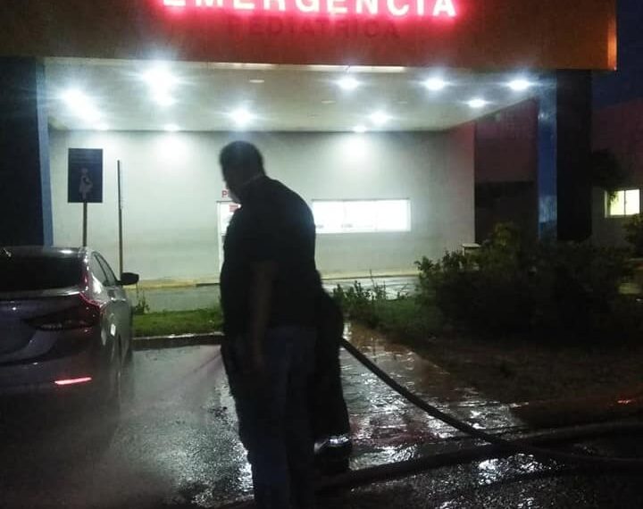 Realizan jornada de limpieza y desinfecci&oacute;n en hospitales de SRS Este
