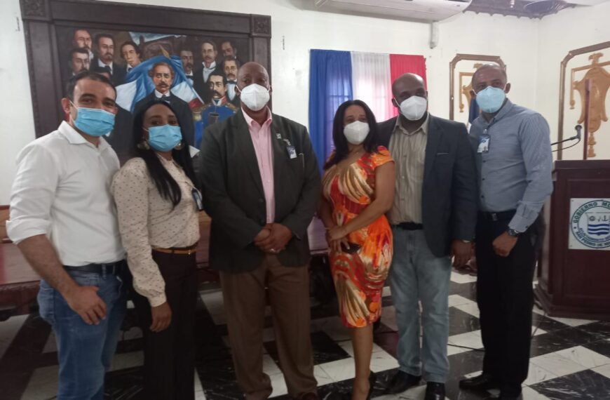 Con el T&iacute;tulo Organizaci&oacute;n y Articulaci&oacute;n de la Red de Establecimientos de Salud, Direcci&oacute;n Regional Este Coordina Taller.