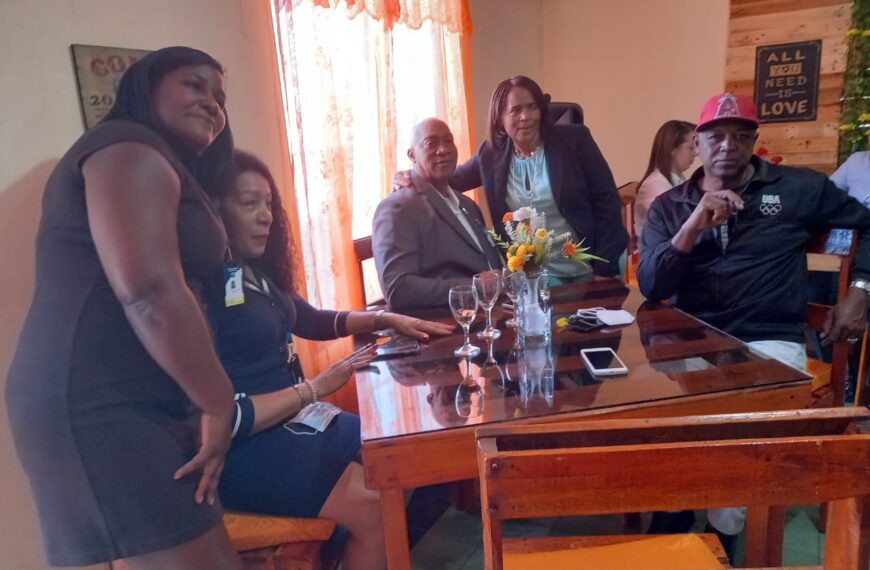 Direcci&oacute;n Regional de Salud Este, Celebra d&iacute;a de las Secretarias.