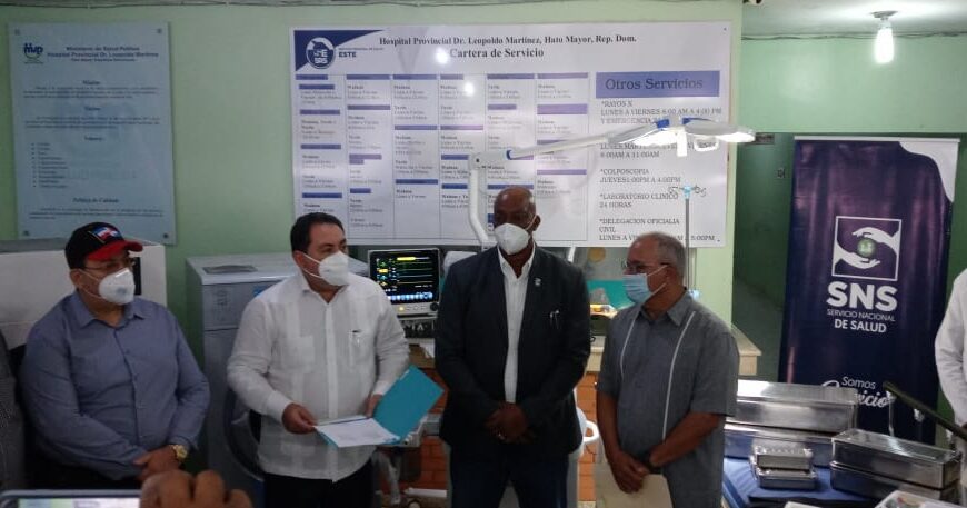 Director SNS entrega equipos y supervisa hospitales regi&oacute;n Este del pa&iacute;s