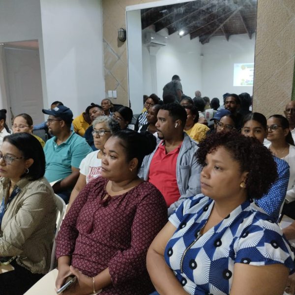 SRS Higuamo fortalece la atenci&oacute;n al usuario con capacitaci&oacute;n sobre humanizaci&oacute;n de los servicios